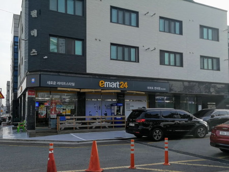 韓国コンビニエンスストアー「emart24」